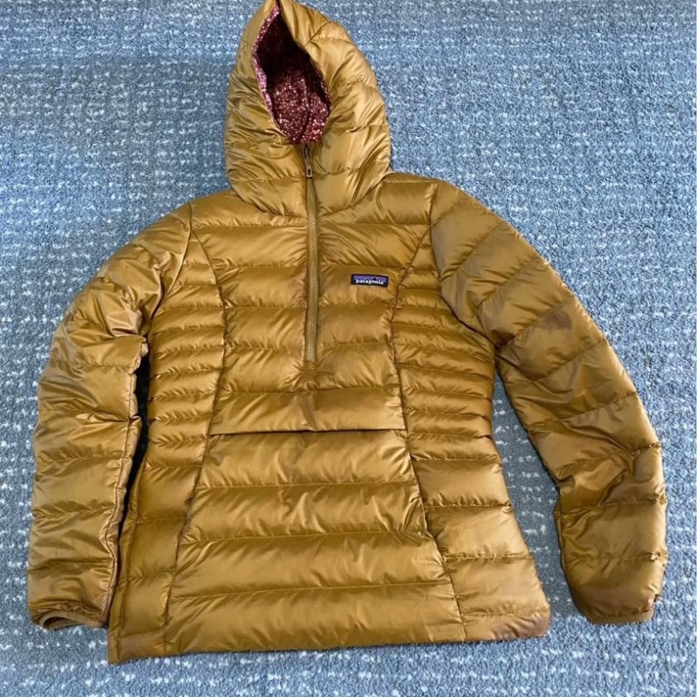 Patagonia down sweater hoody pullover